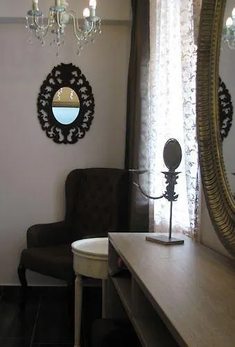 Abbacy Katiana's Castelleti 2 Λιμένας